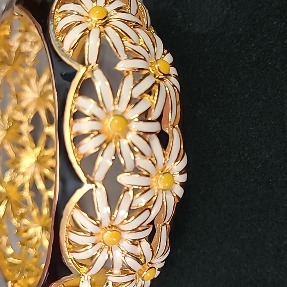 Joan Rivers Daisy Chain Bracelet - Picture 2 of 5